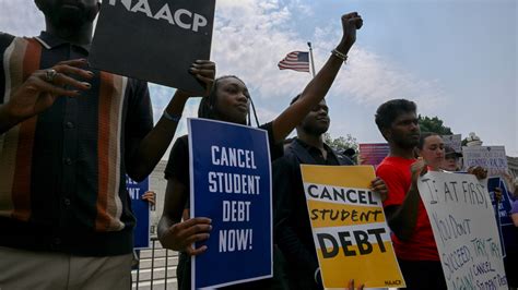 Supreme Court leaves Biden’s new student loan repayment plan .